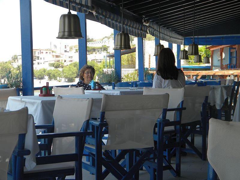 Themis Hotel Myrties 外观 照片