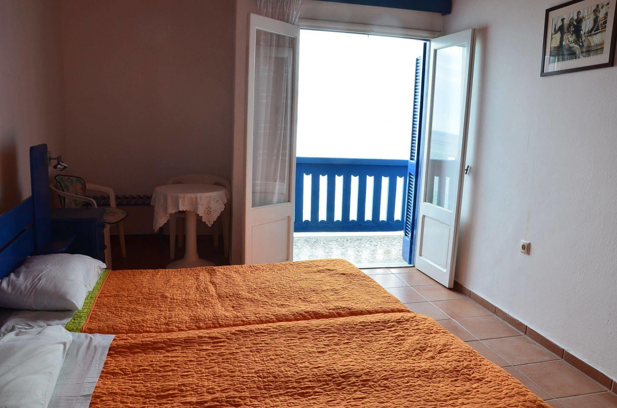 Themis Hotel Myrties 外观 照片